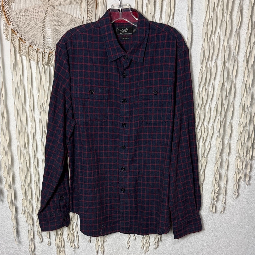 Grayers Navy and Red Plaid 100% Cotton Long Sleev Button Down Shirt Large